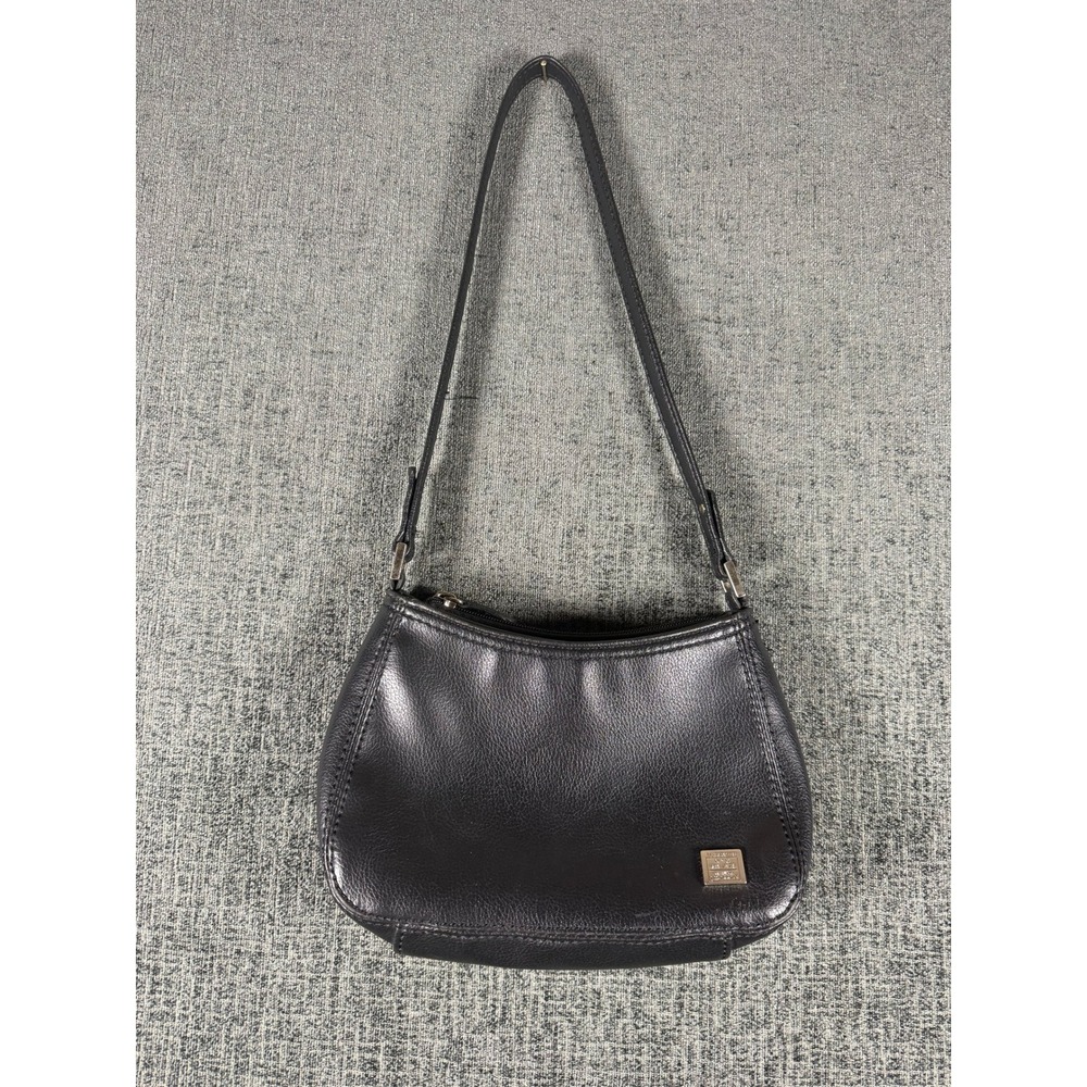 Liz Claiborne Black Pebbled Faux Leather Shoulder Bag Minimalist Curved‎ Purse